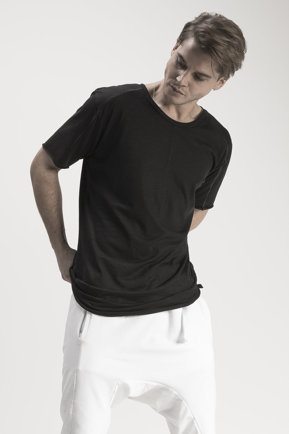 Black Single Stitch T-Shirt